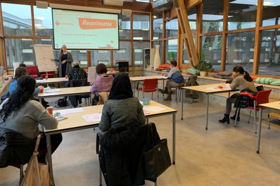 EHBO aan statushouders in FlevoMeer Bibliotheek