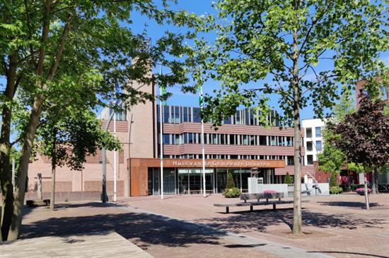 Gemeentehuis Dronten | foto: OVDD