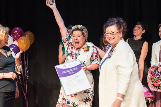 WEB-Flevolandsezakenvrouwen2016-ShannaHillebrand-Fotograaf-Almere-SHP_3382.jpg